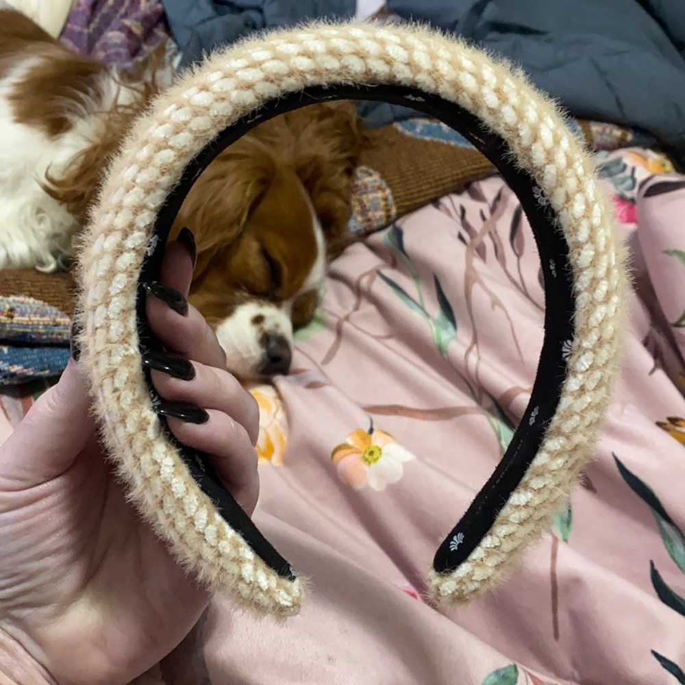 Tan/White Padded Lele Sadoughi Headband